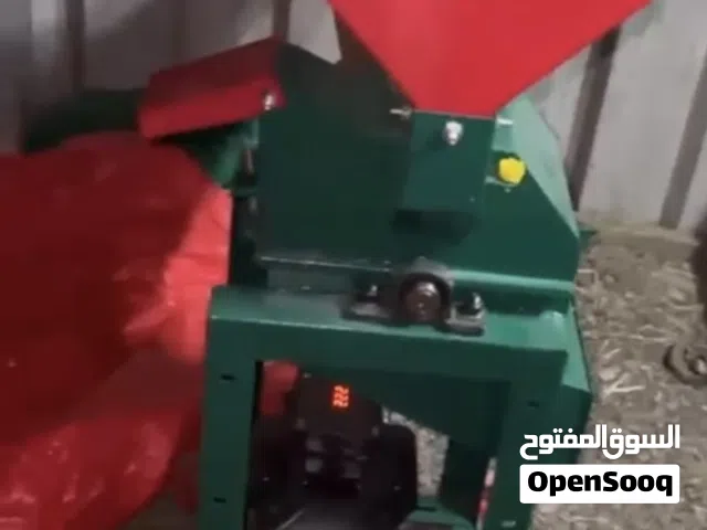 ماكينة فرم الأعلاف وطحن الحبوب 2 في 1
