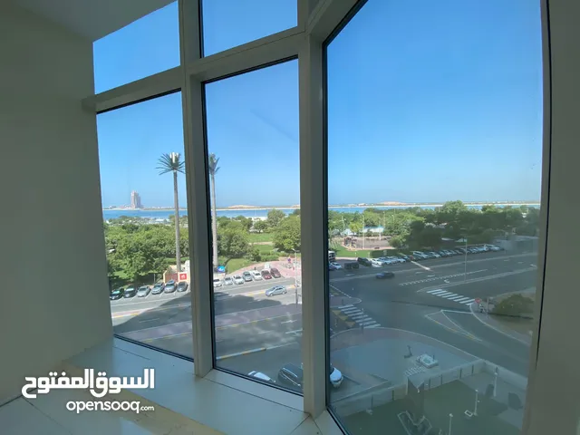 OFFICE SPACE WITH SEA VIEW