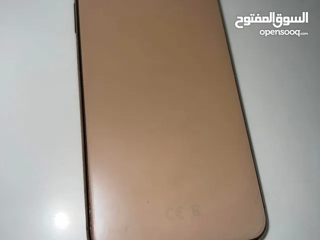 ايفون 11 برو ماكس 64 جيجا لون قولد