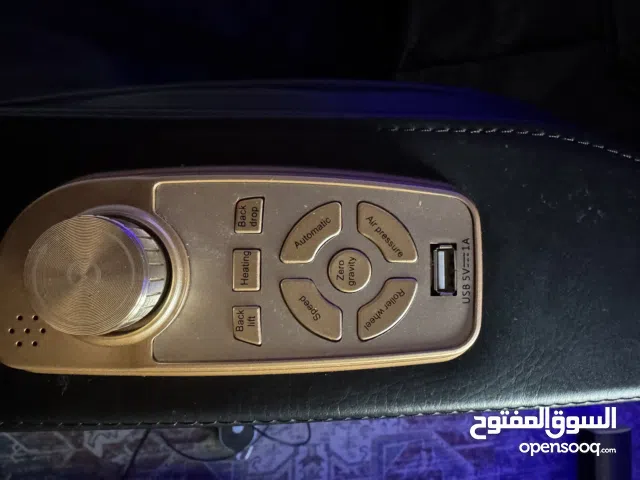 للبيع كرسي مساج 3d حالته كالجديد