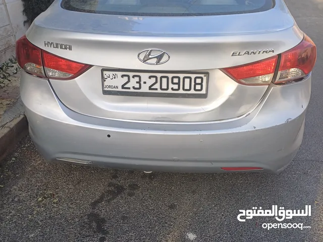 Used Hyundai Elantra in Amman