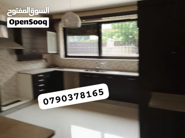 225 m2 3 Bedrooms Apartments for Rent in Amman Um El Summaq
