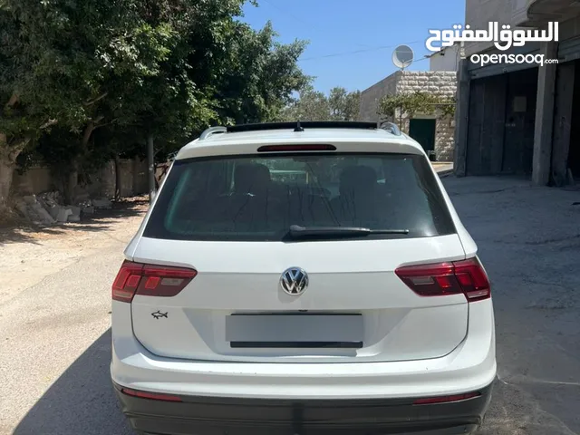 تيجوان لون ابيض