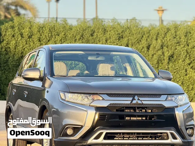 2019 ميتسوبيشي اوتلاندر GLX