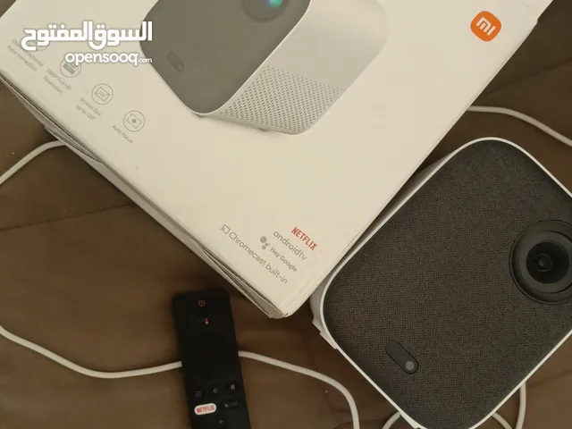 mi smart projector 2 للبيع