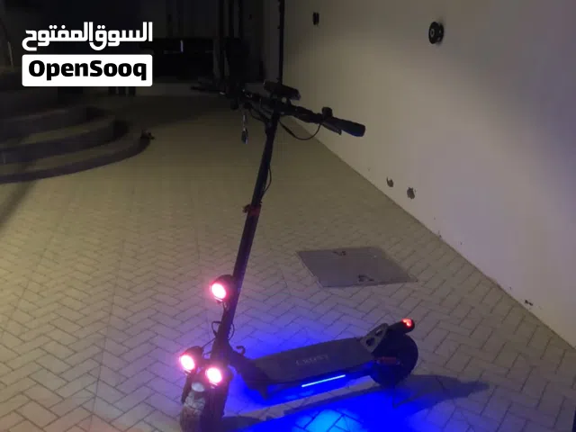 سكوتر الروسي الوحش للبيع ما يشكي من اي شيء وحالته شبه جديده للبيع السعر 120 ريال