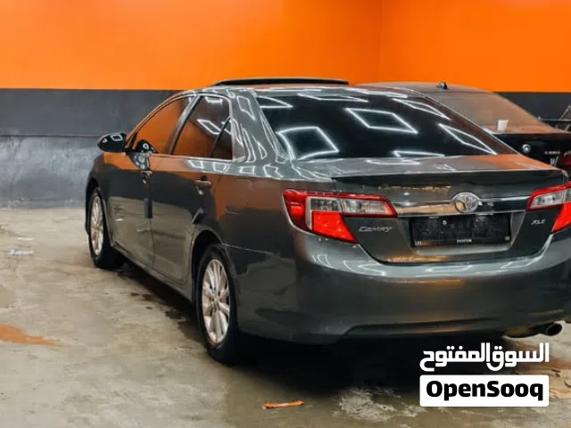 2014 تويوتا كامري GL