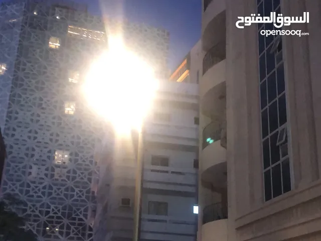 شقة مفروشة غرفة صالة حمام مطبخ باكون