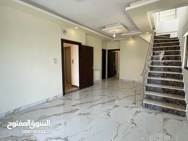 185 m2 3 Bedrooms Apartments for Rent in Amman Al Jandaweel