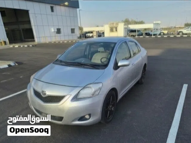 2012 تويوتا يارس Y