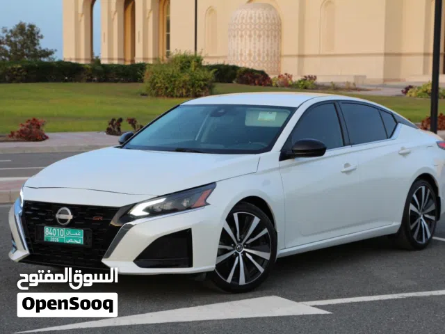 2019 نيسان التيما SR