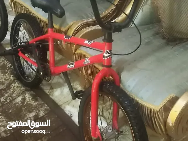 للبيع بايسكل Bmx