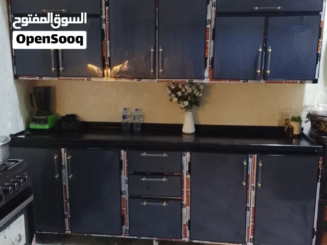 السلام عليكم كاونتر تفصال استعمال قليل 3اشهر صارله السعر900 ألف