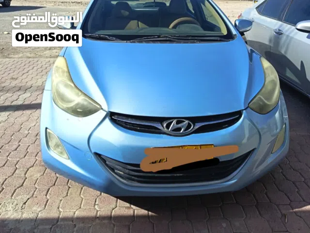 2013 هيونداي النترا Standard