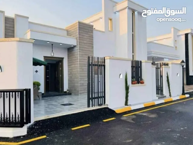 245 m2 3 Bedrooms Villa for Sale in Tripoli Ain Zara