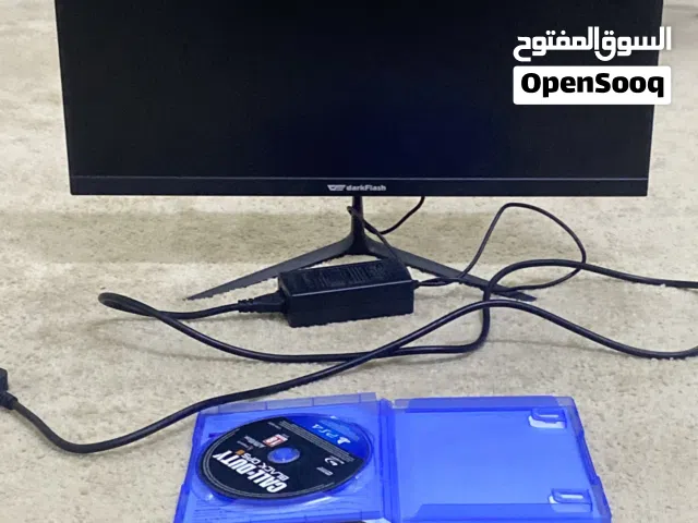 شاشة إلى البيع الحالة ممتازة ونظيف + شريط Call of Duty: Black Ops III (PS4)