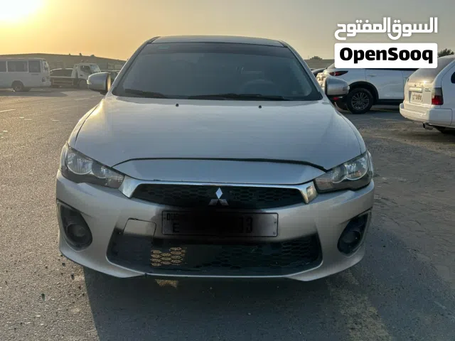 2016 ميتسوبيشي لانسر GL