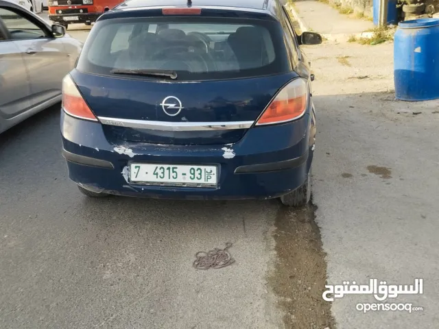 اوبل استرا H2006