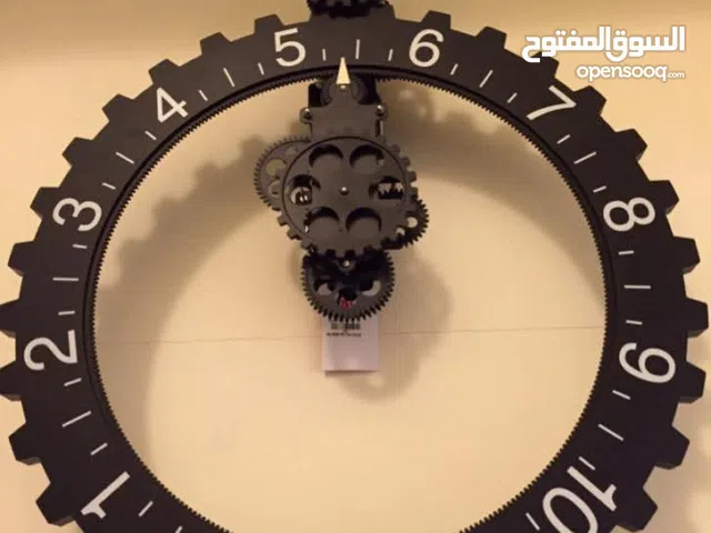 متوفرة.ساعة التروس الكلاسيكة