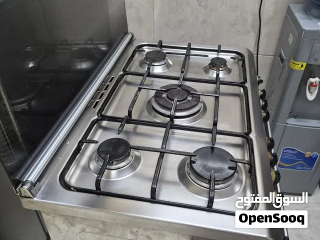 فرن شبه جديد ممتاز