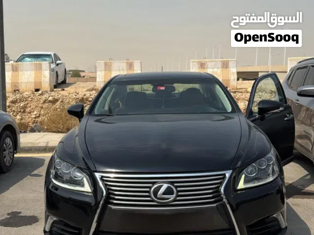 Used Lexus LS in Abu Dhabi