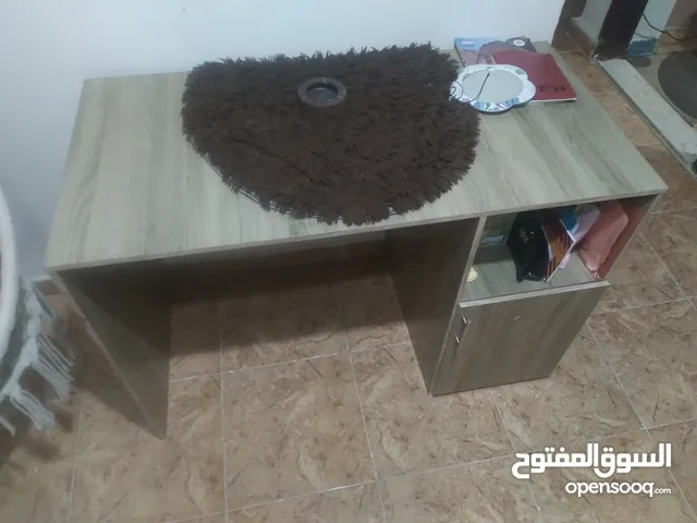 مكتب للبيع