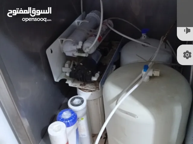السلام عليكم ورحمة الله وبركاته مكينة تحليه مياه نظيفه تخدم أمورها تمام ومعاها فلاتر