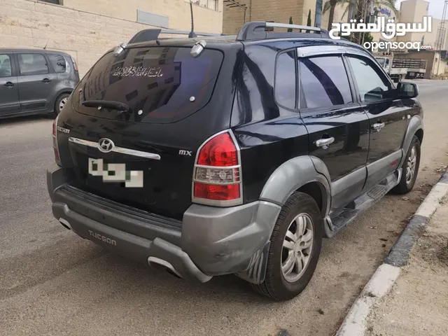 سيارة توسان 2006 للبيع