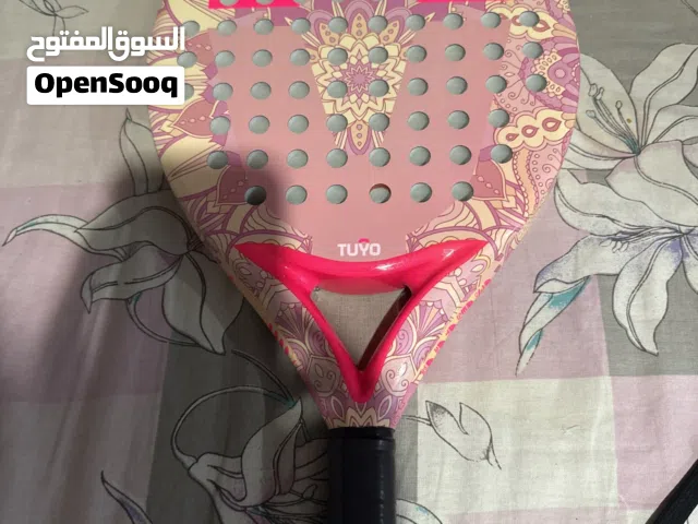 مضرب بادل للبيع من ماركة tuyo اصلي في حالة نظيفه