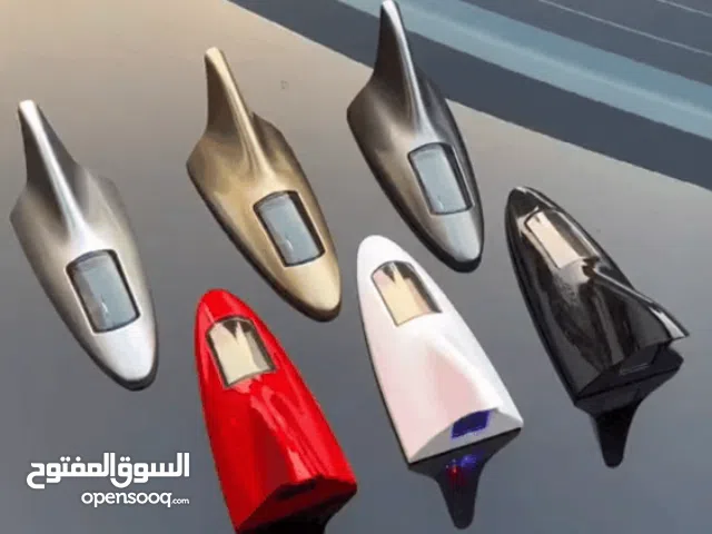 الاسم: زعنفة سيارة  شحن طاقة شمسية الوصف:  زعنفة سيارة مع ضوء شمسي تحذيري أنيق وعصري!   تعمل