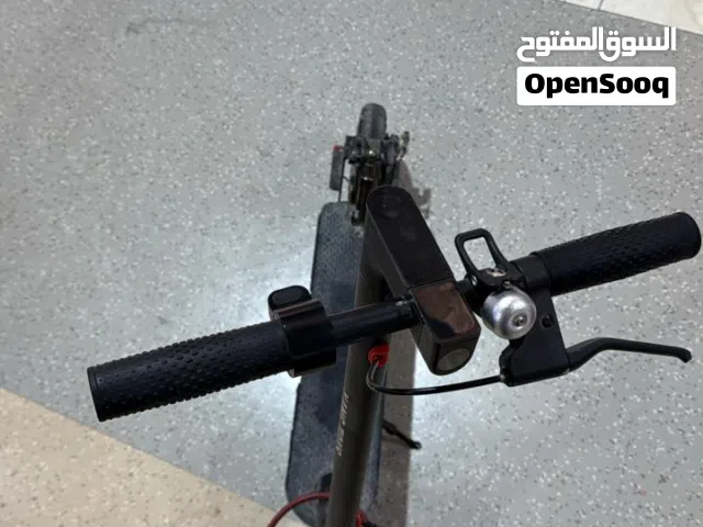 سكوتر كهربائي مستعمل بحالة جيدة