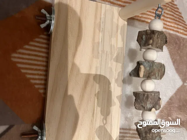 ديكور للقفص قطعة خشب للوقوف و العب