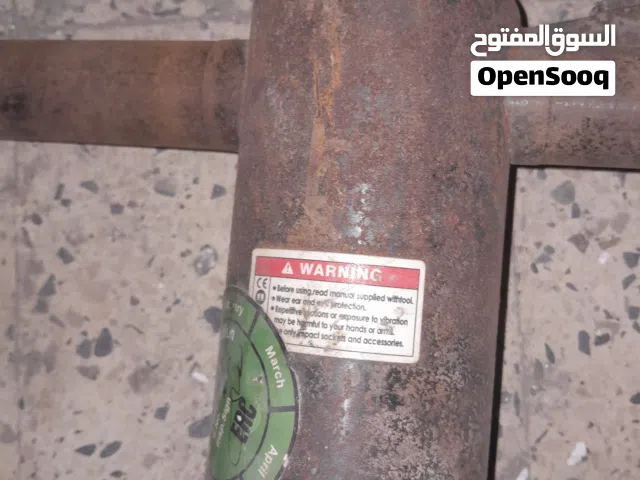اثنين شاكوش للبيع نوعيه اي بي تي الوزن 8 كيلو متعاير مع العلم ما اشتغلوش الا ساعه وتركن افضل سعر رقم