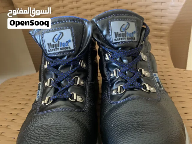 حذاء سيفتي قوي ماركة “VAUL TEX” قياس  40 - 41