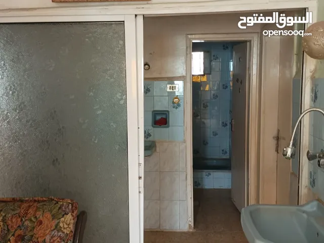 150 m2 5 Bedrooms Townhouse for Sale in Zarqa Iskan Al Batrawi