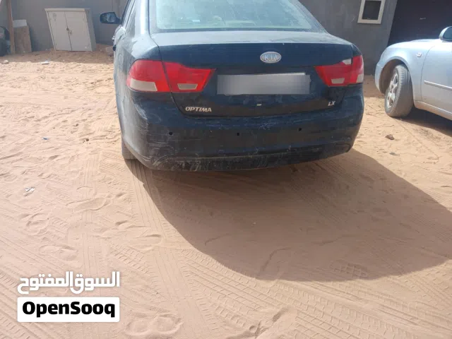 2009 كيا اوبتيما Standard
