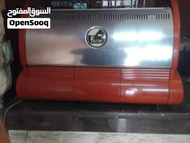 ماكينة صنع قهوة احترافية (Espresso Machine) من العلامة التجارية الإيطالية العريقة La Pavoni