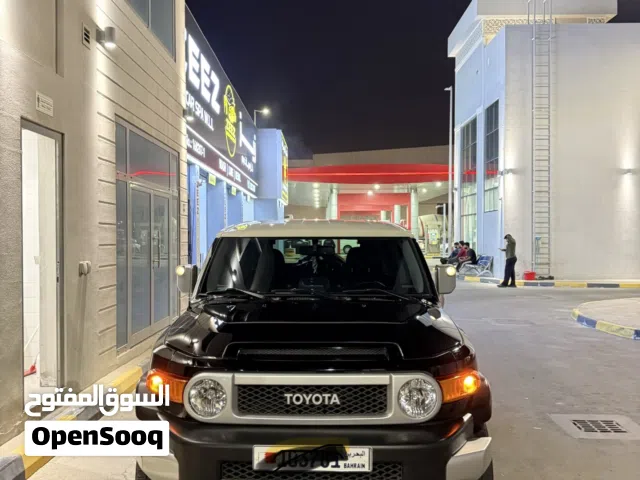 2011 تويوتا FJ GXR