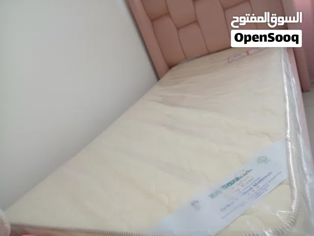 مرتبة،دوشك،فرشة سرير طبية ثقيلة جدا موجود عدد 2 قياس 100×200 بدون السرير فقط الدواشك