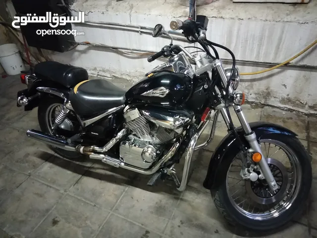 دراجة نارية سوزوكي انترودر 2 سلندر موديل 2011 ترخيص لشهر 7