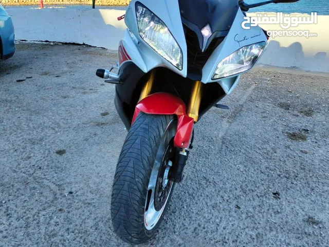 Yamaha-R6 2010 A vendre
