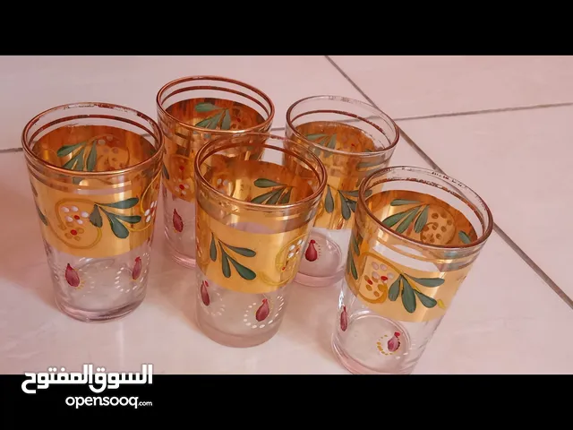 كؤوس شرب الشاي