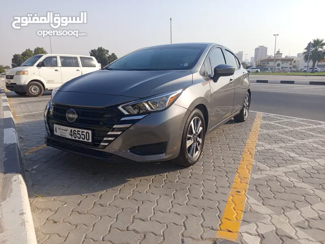 نيسان فيرسا 2024 للإيجار الشهري بأفضل الأسعار واقوي العروض مع السيارة الملكية لتأجير السيارات