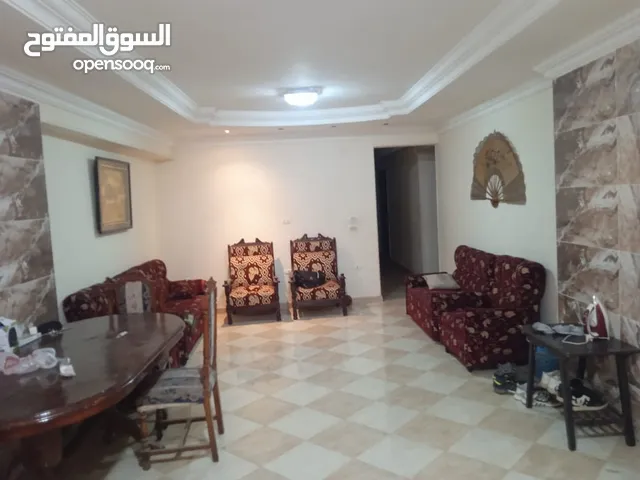 150 m2 3 Bedrooms Apartments for Sale in Giza Tersa