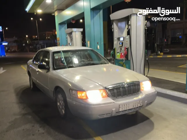 Used Ford Crown Victoria in Khamis Mushait