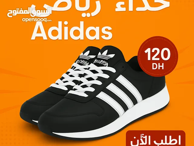 سبرديلة adidas جديدة مقاس 42 ،موديل شبابي و عصري خفيفة ومريحة في الرجل،لكل المناسبات