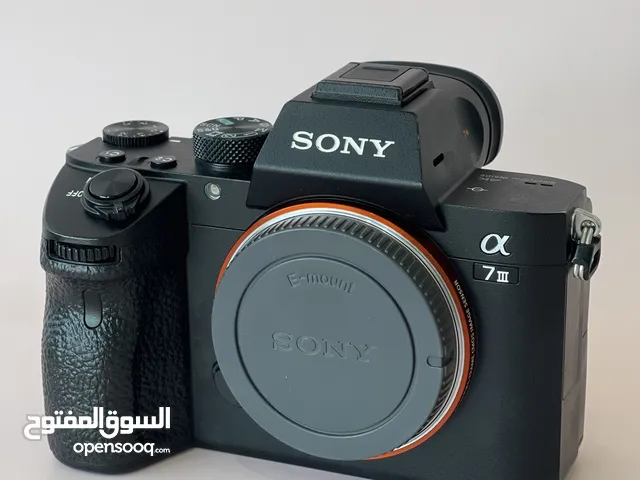 Sony a7 iii only body battery- charger