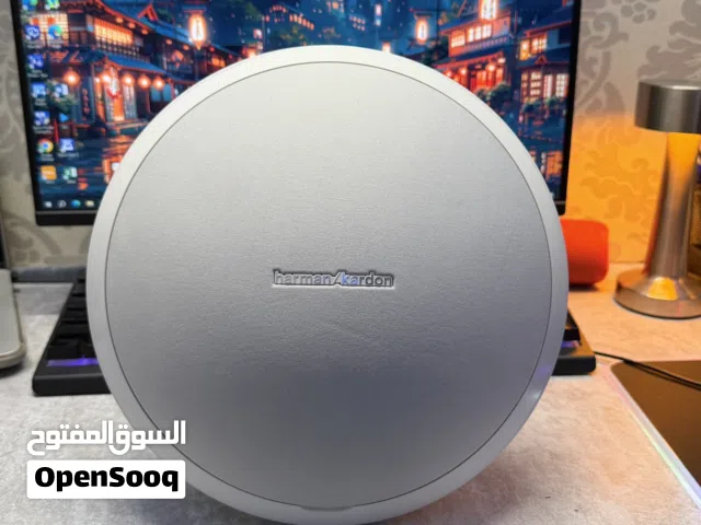 Harman Kardon Onyx Studio White Bluetooth Speaker with power adapter