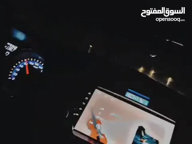 شاشه مع فريم md ذاكره 32 رام 2