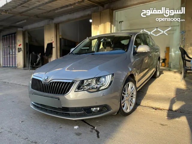 skoda superb